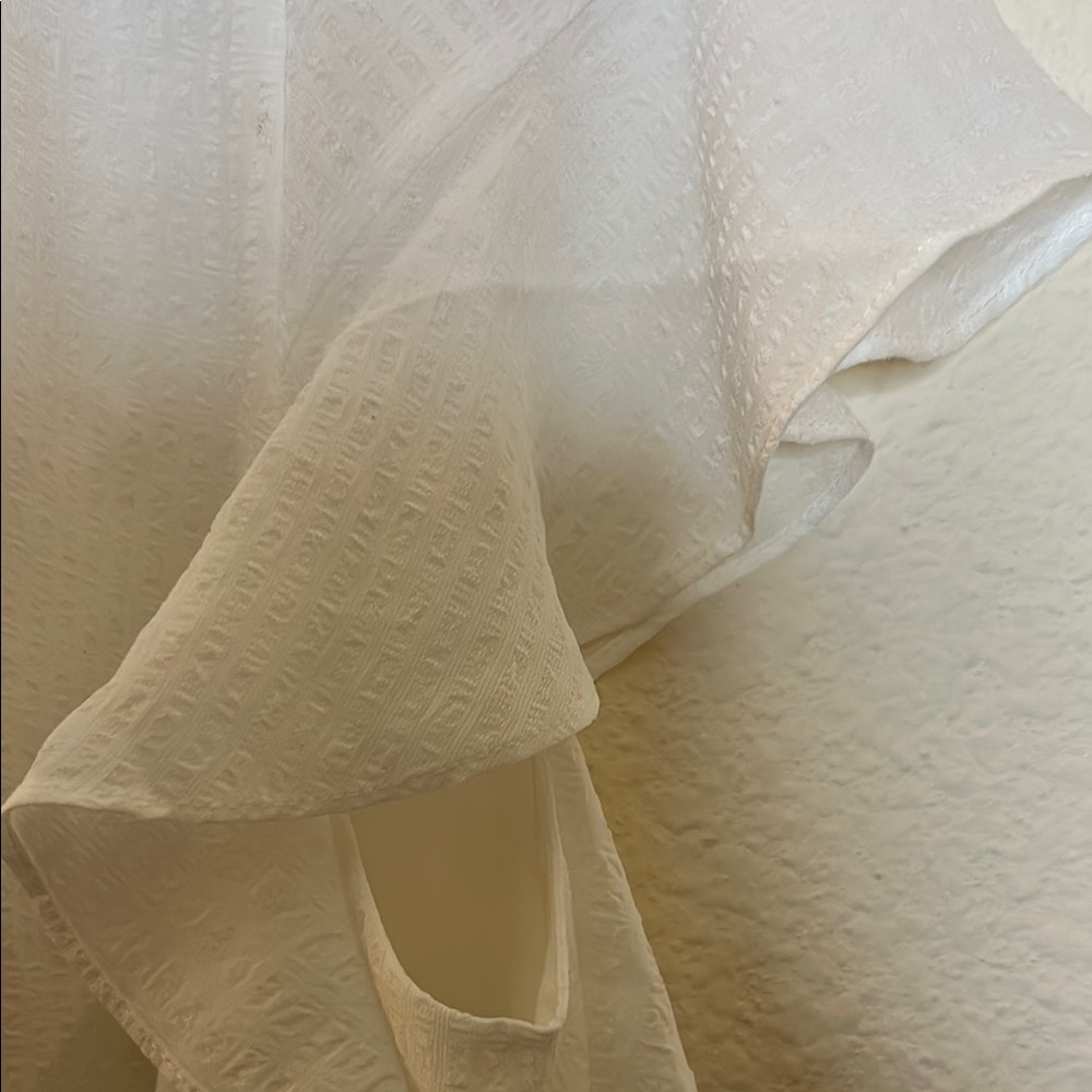 IM NYC‎ White Ruffled Flutter Sleeve Blouse - Picture 5 of 5